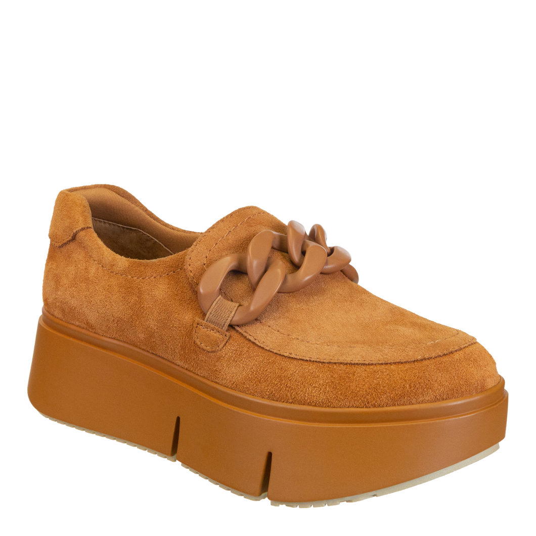 Camel slip 2025 on sneakers